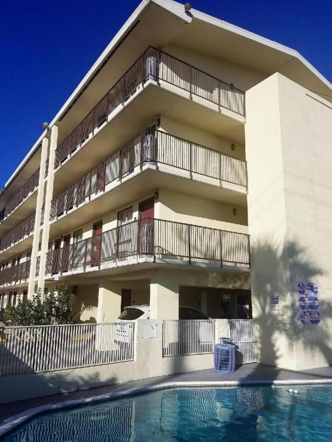 Qubed San Antonio Exterior foto